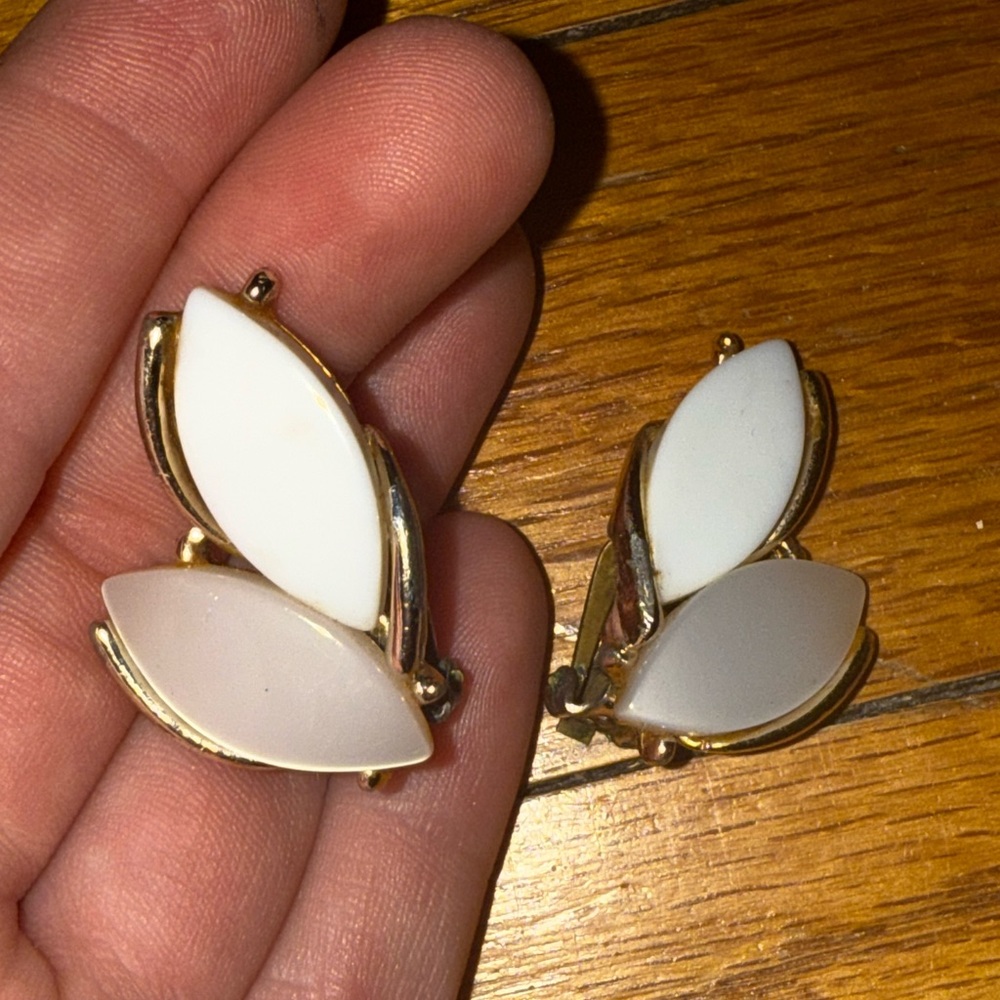 Vintage opaque White Silver tone Clip On Earrings